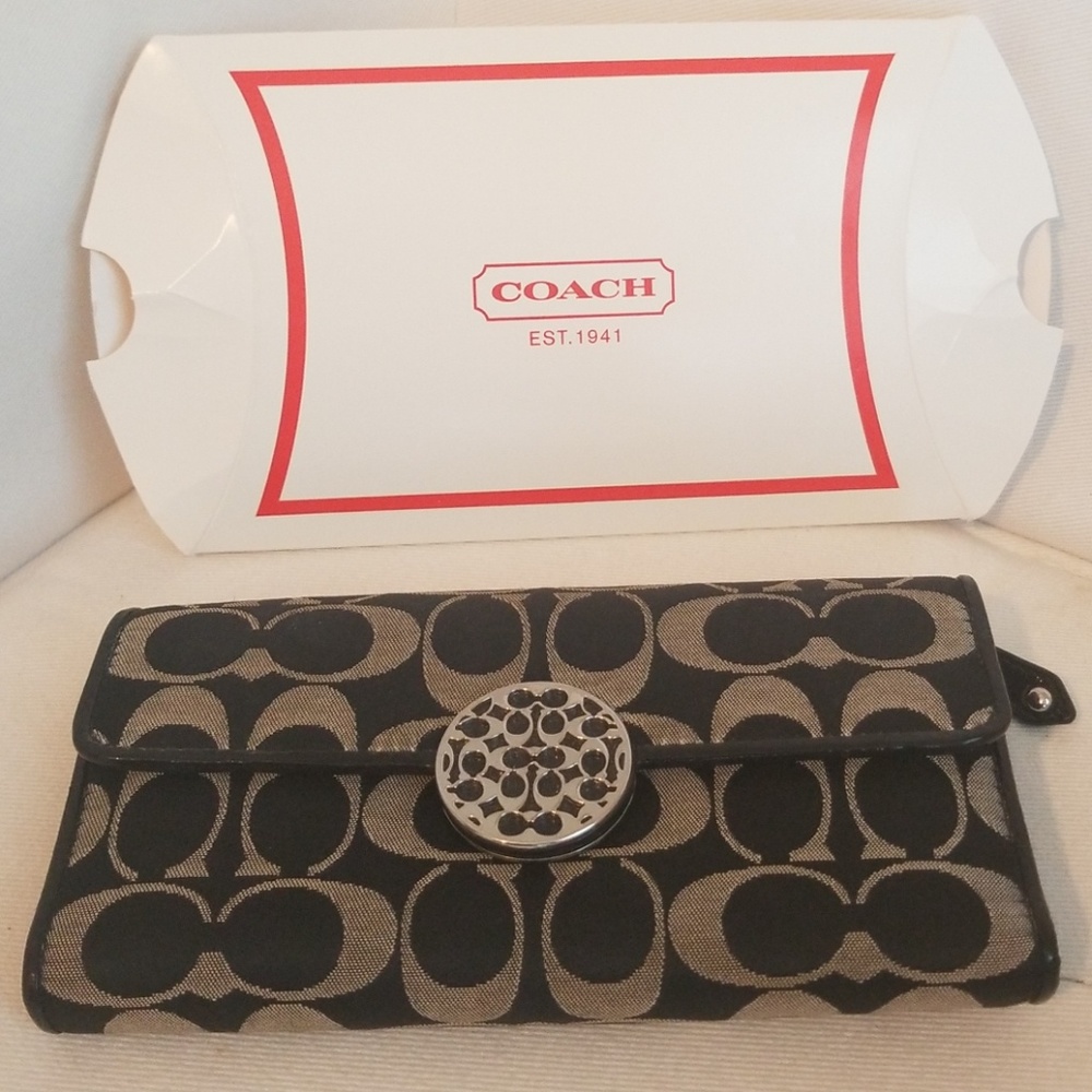 Coach wallet